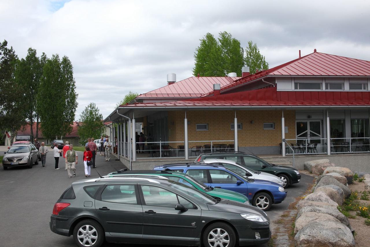 IK Hotel&Camping Keuruu Buitenkant foto